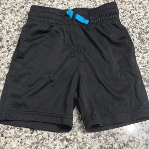 Cat&Jack 2T sport short